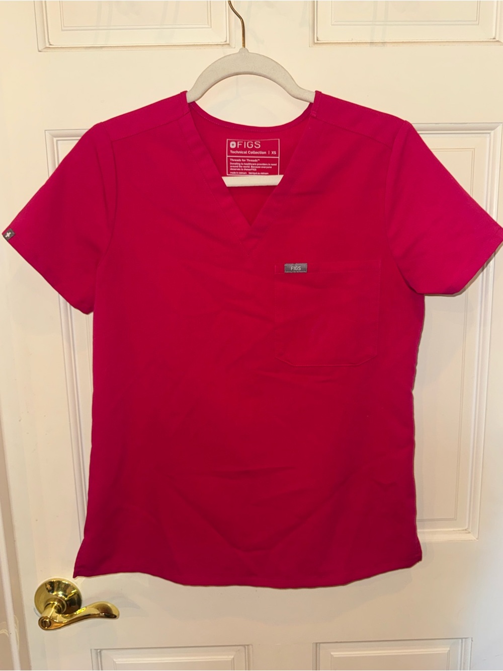 Figs Women's V-Neck Scrub Top in Raspberry Pink